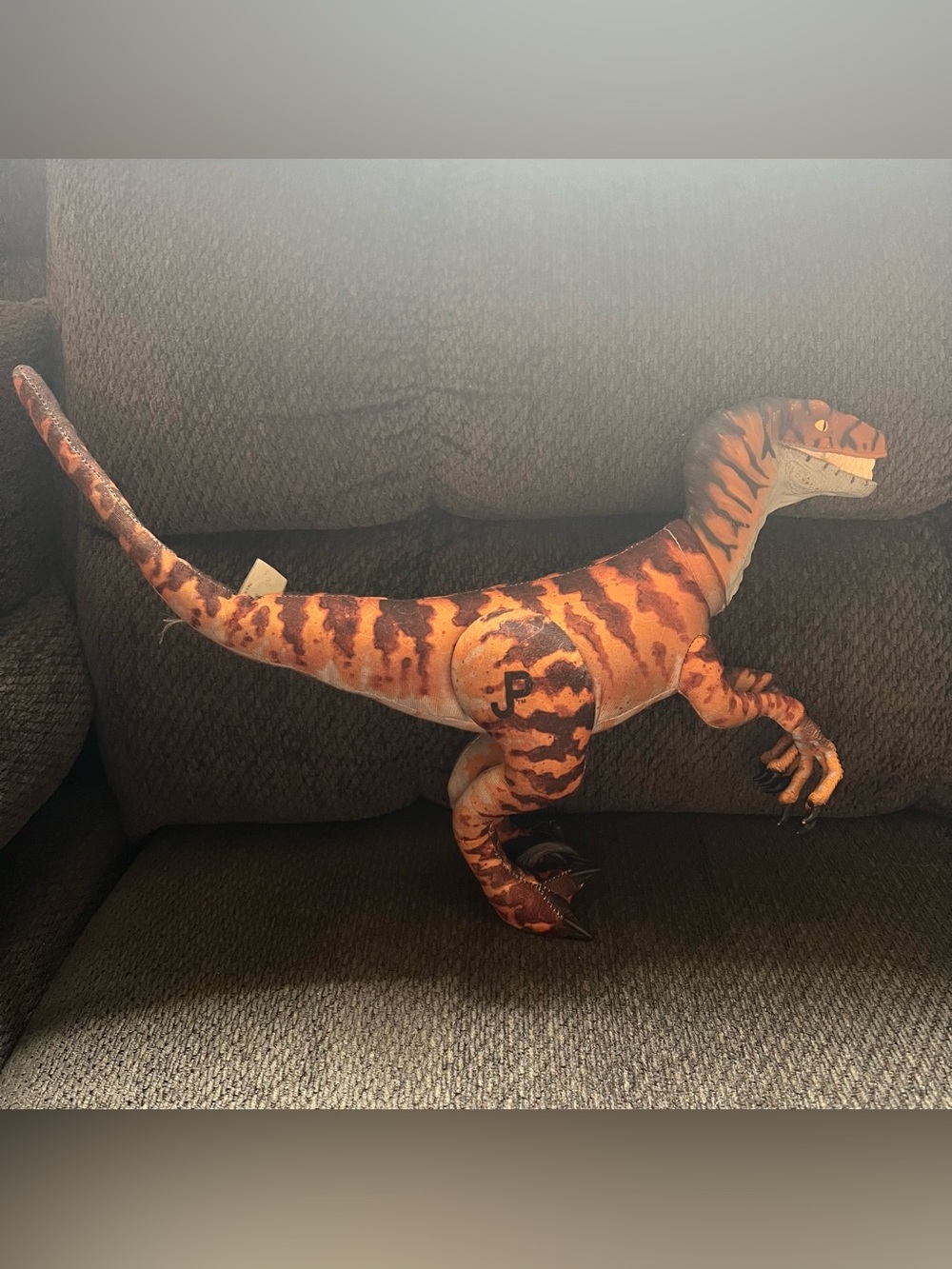 Vtg 1997 Jurassic Park The Lost World Velociraptor Vinyl Plush